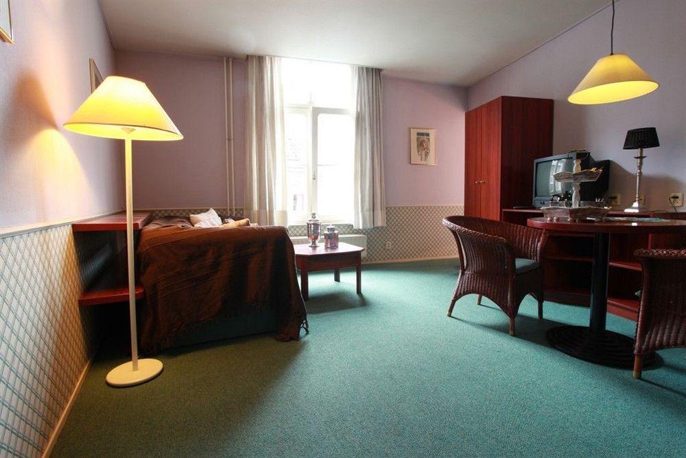 Le Virage Bistro En Hotel マーストリヒト エクステリア 写真